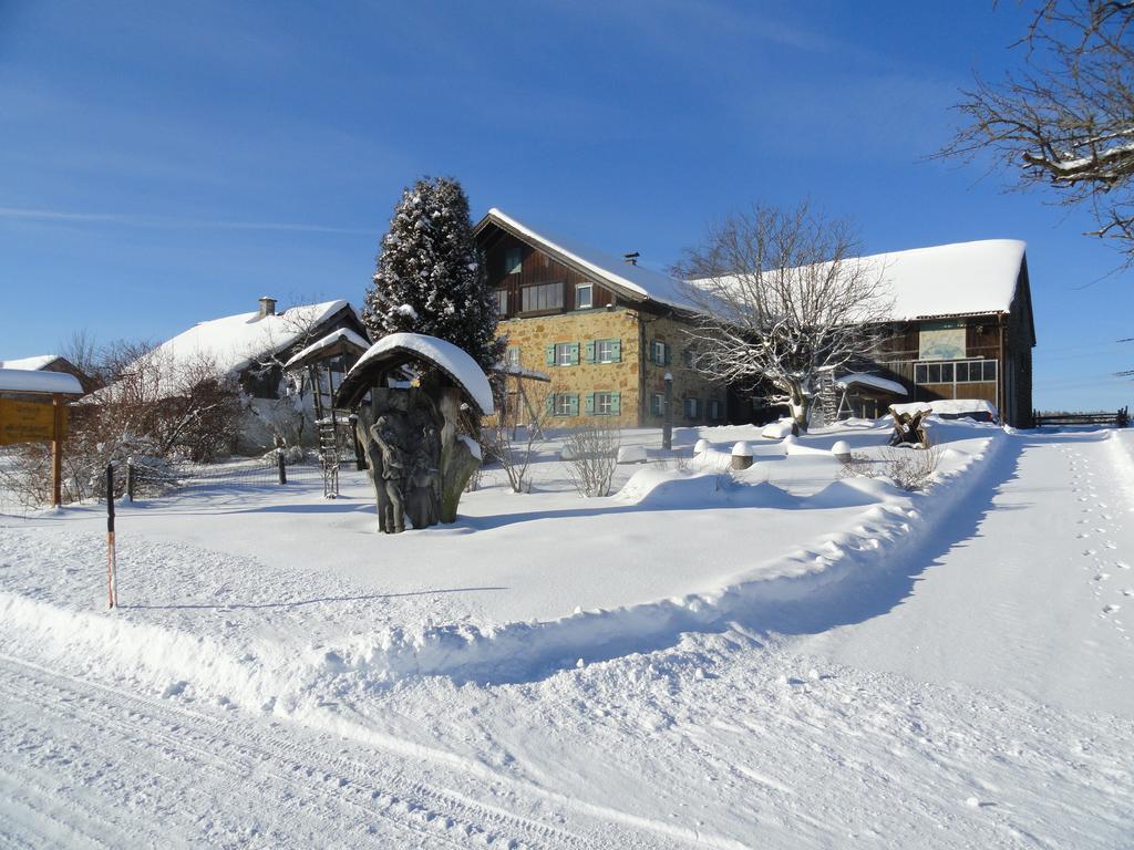 Farm stay Baby- Und Kinderhof Aicherbauer Seeham